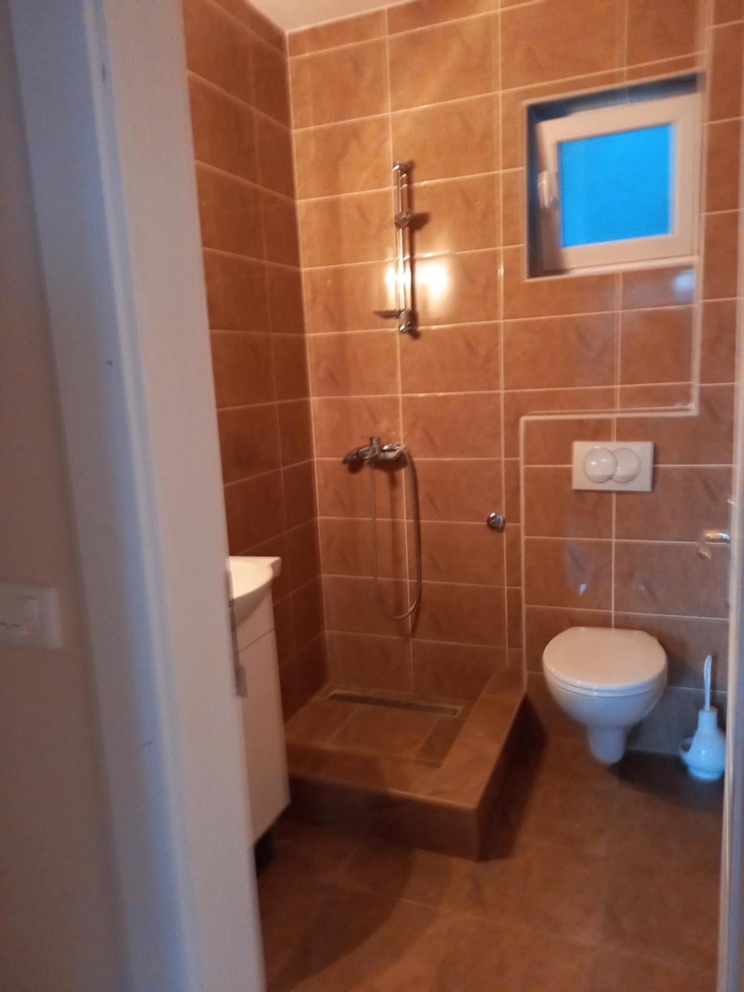 Fruskogorska Idila Apartmani Vrdnik Zimmer foto