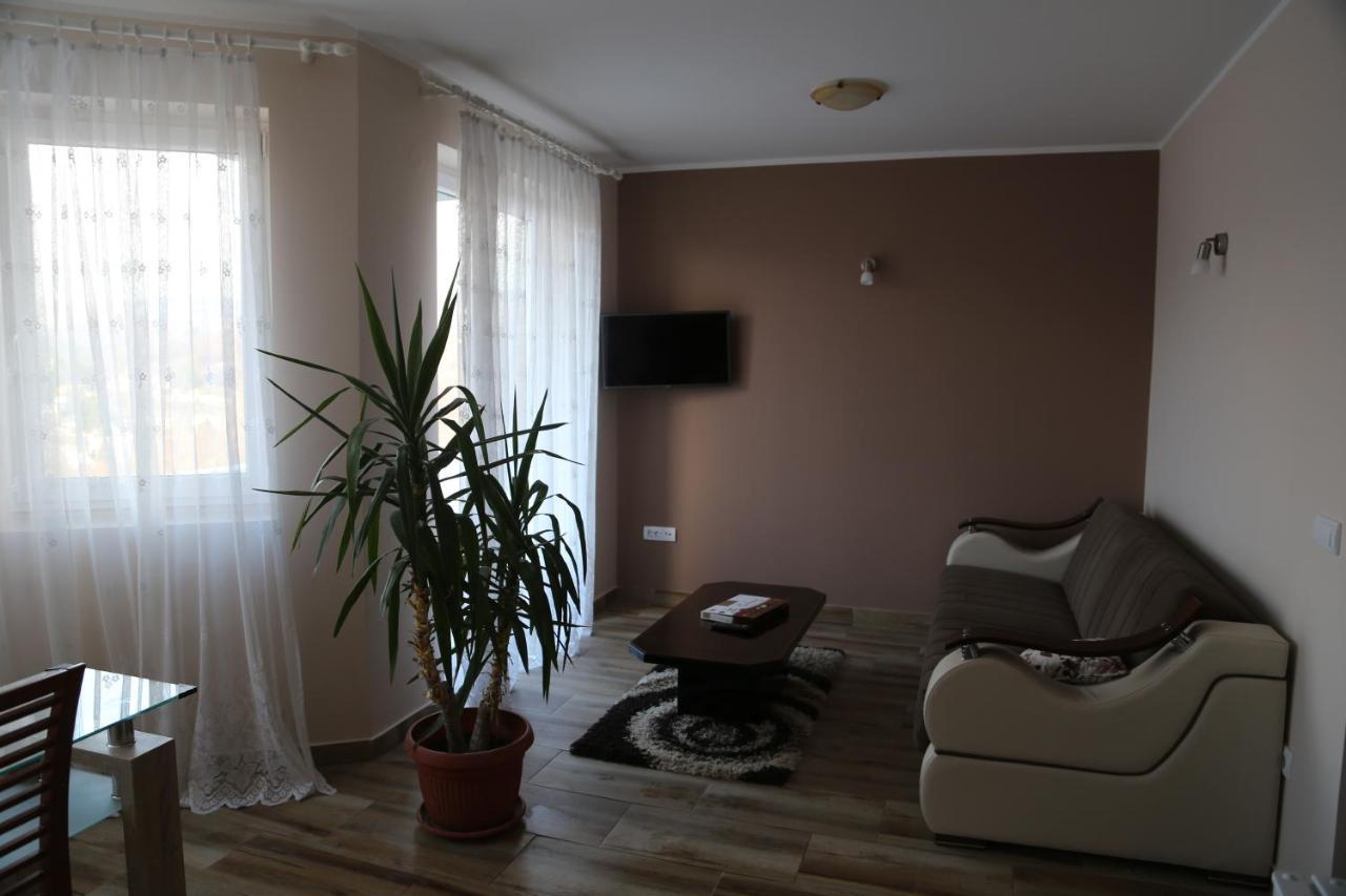 Fruskogorska Idila Apartmani Vrdnik Exterior foto