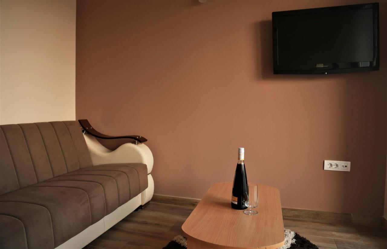 Fruskogorska Idila Apartmani Vrdnik Exterior foto